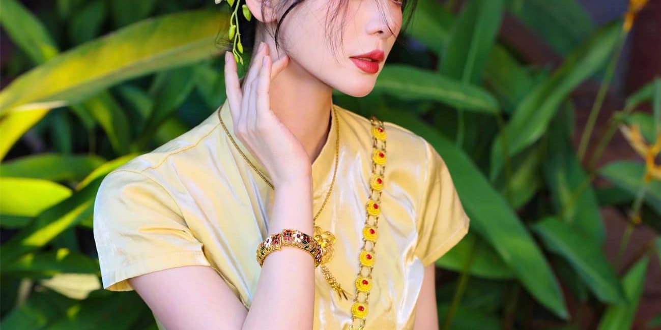 柳岩，姐姐这样穿也挺美