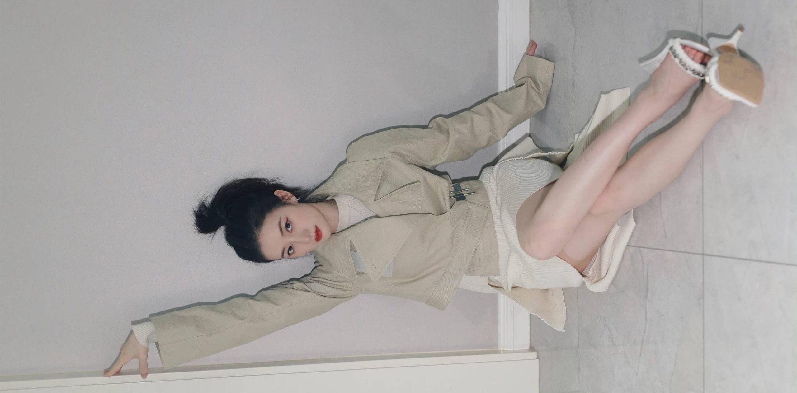 郭晓婷时尚美腿写真精选