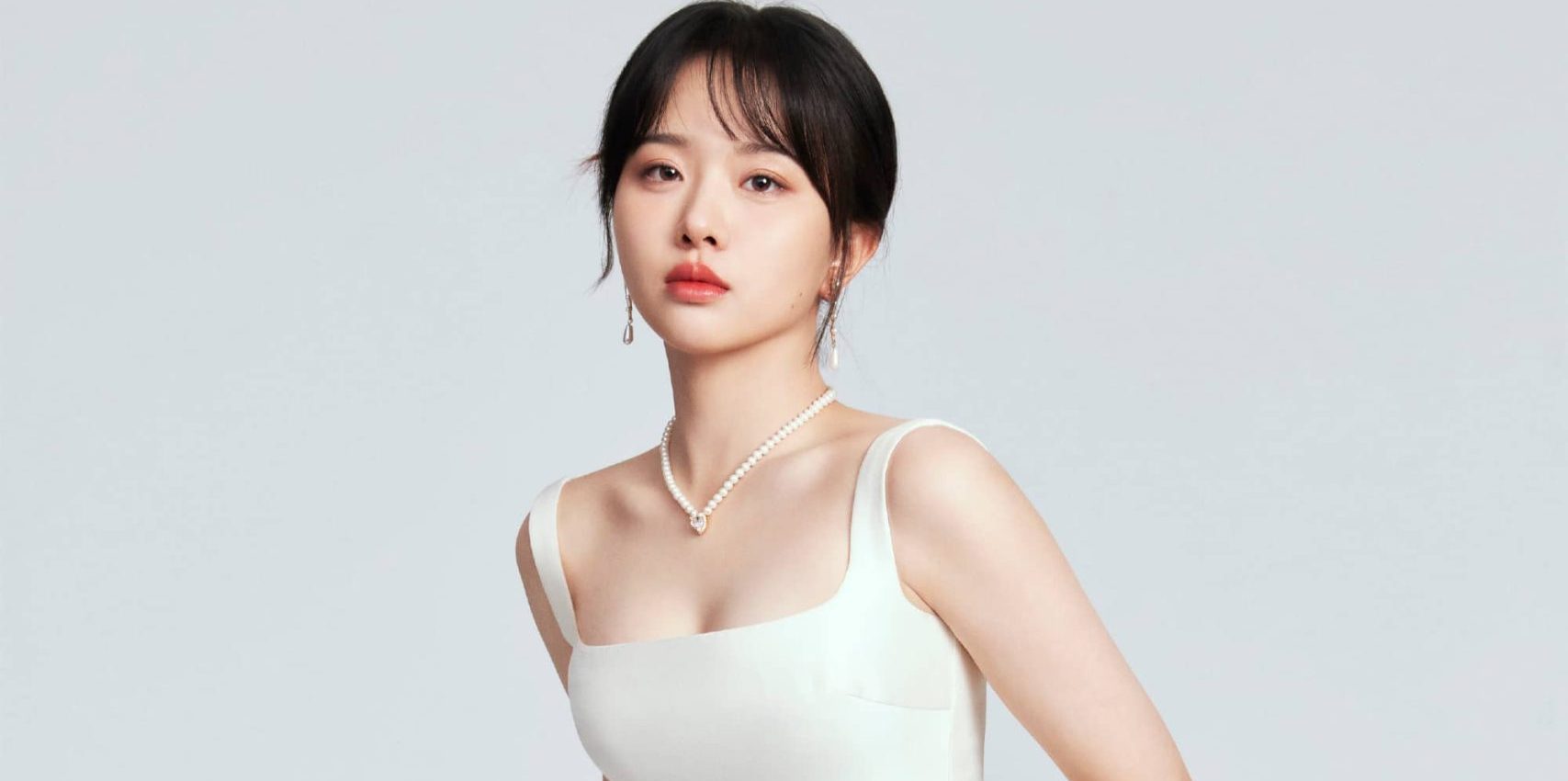 吴芊盈，唯美白裙，浪漫小樱