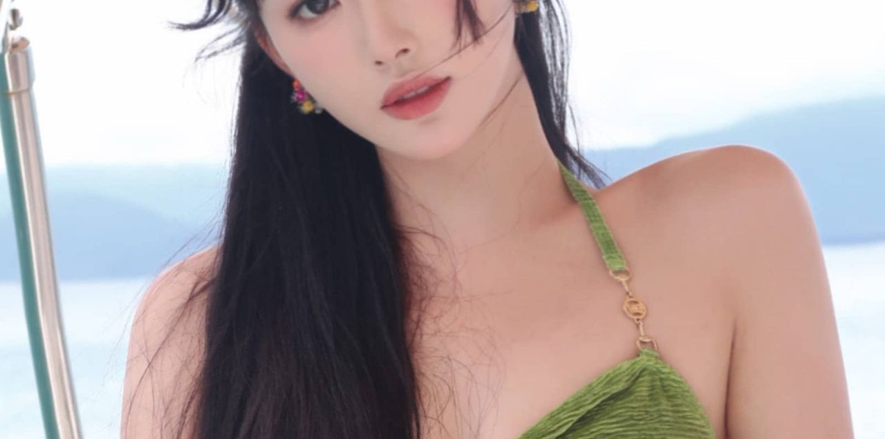 孔雪儿明艳壁纸组图
