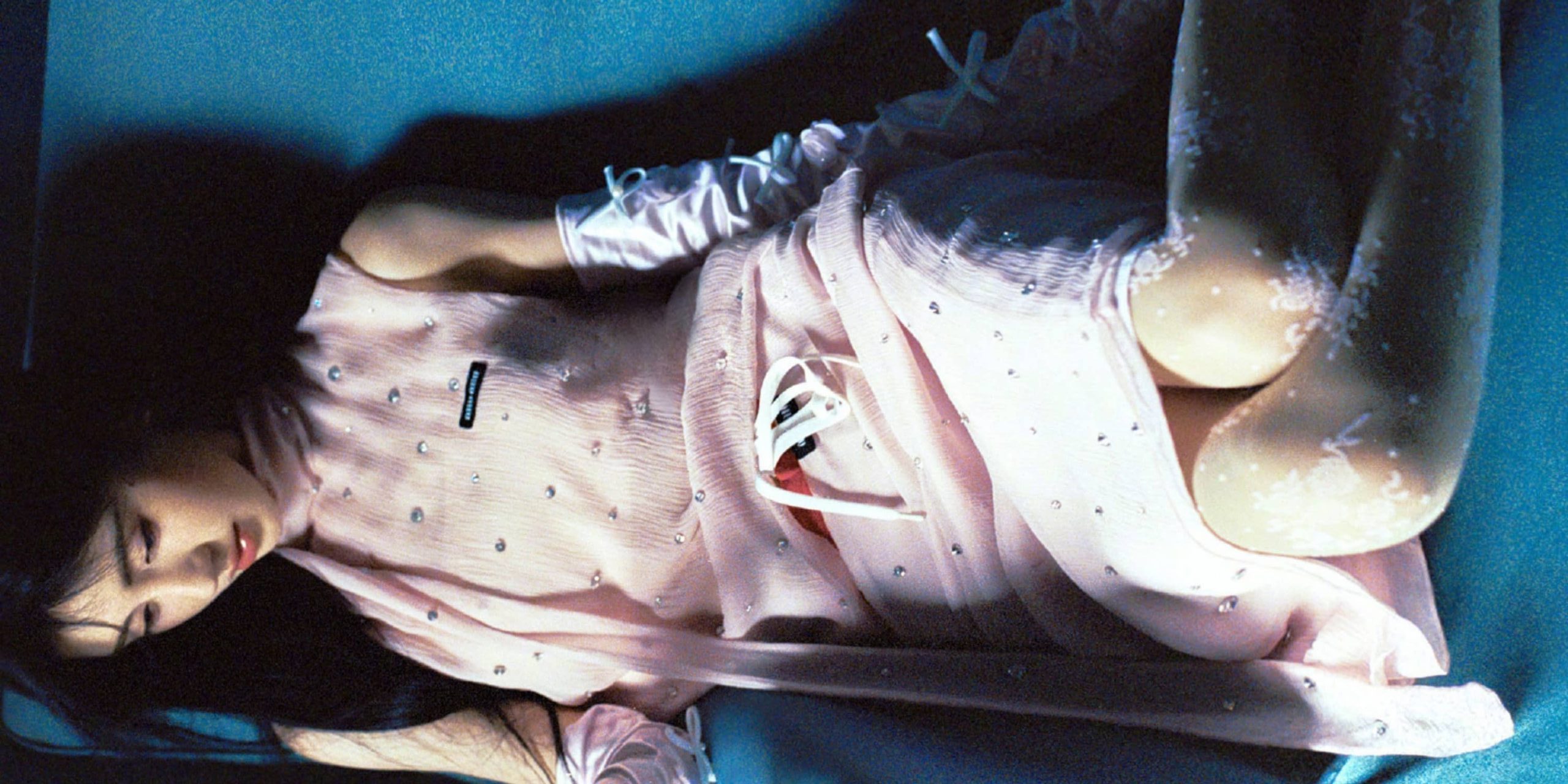 鞠婧祎仲夏告白九月开季双封面