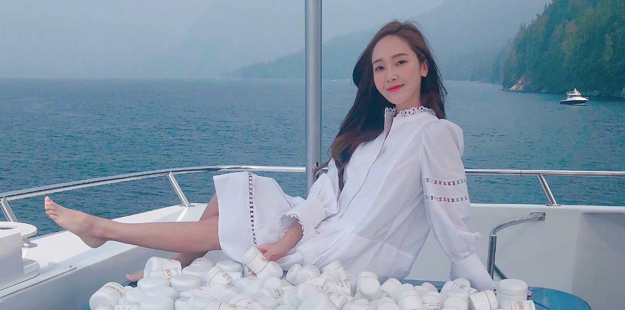 郑秀妍，光脚私服，甜美欧尼