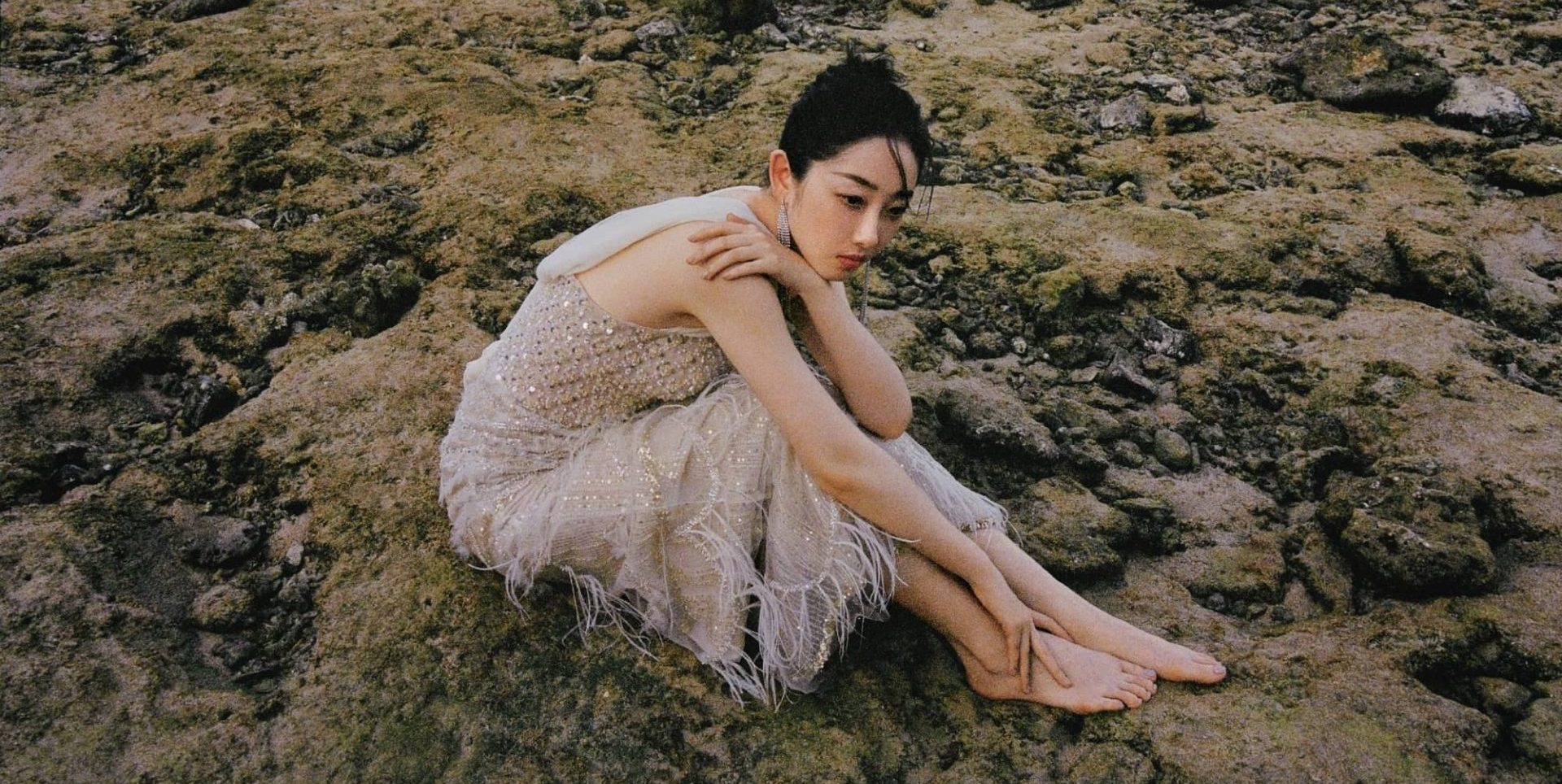 蒋梦婕，光脚丫美腿美图集