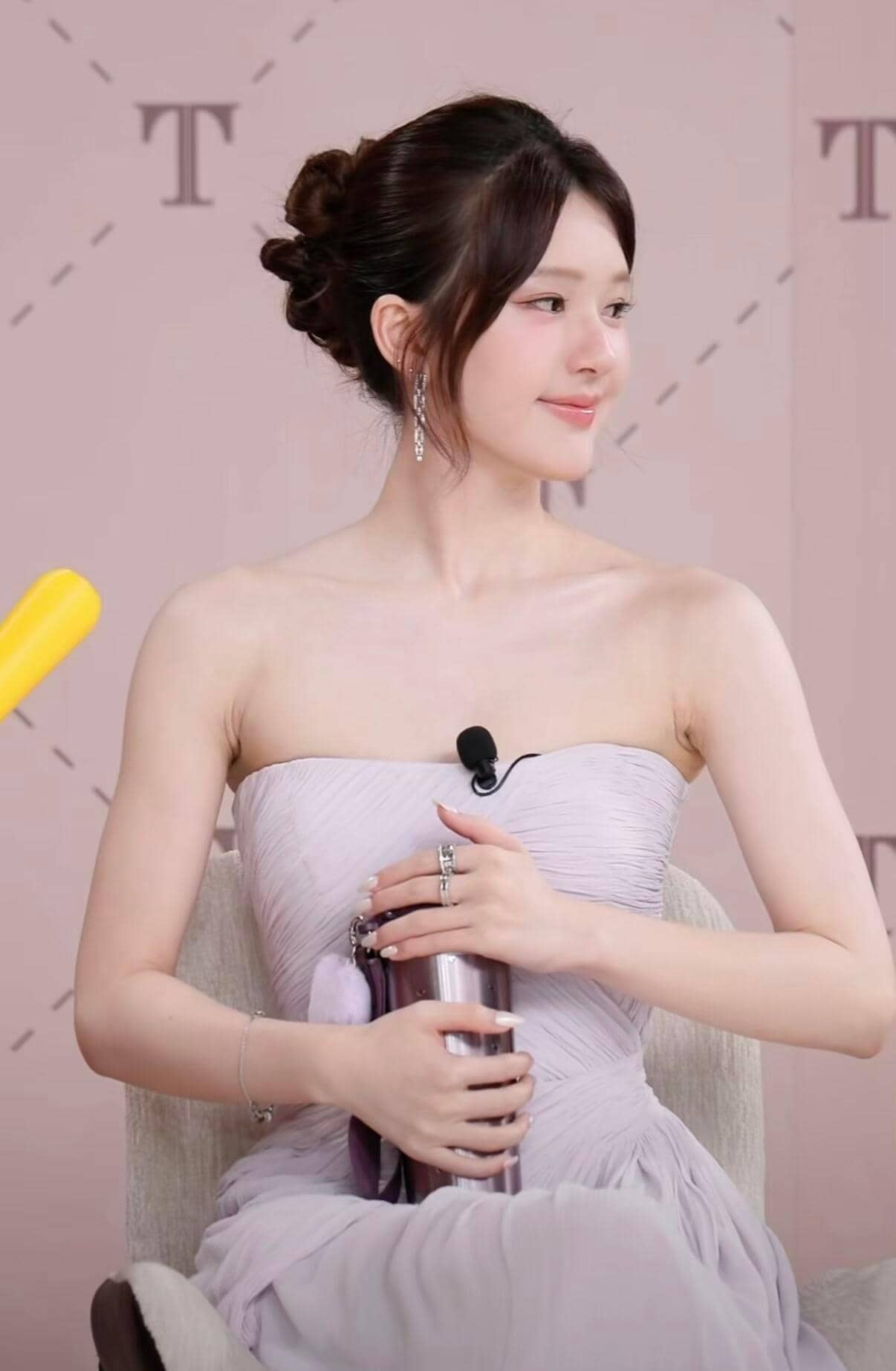 赵露思 造型图7